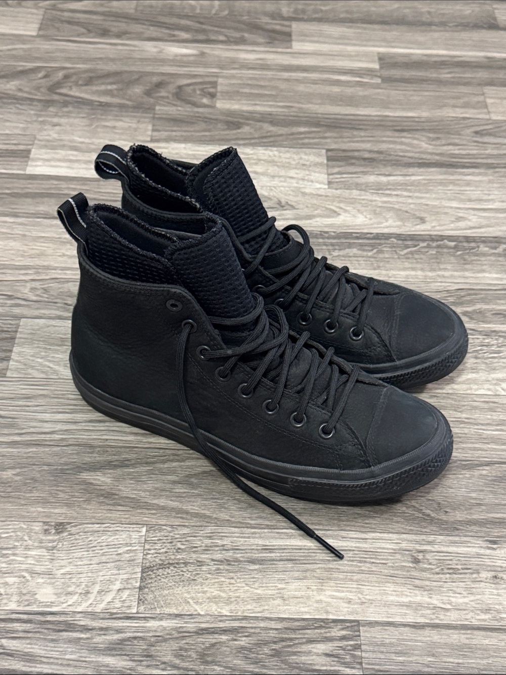 Converse with Lunarlon high top leather shoes men’s 9, women’s 11